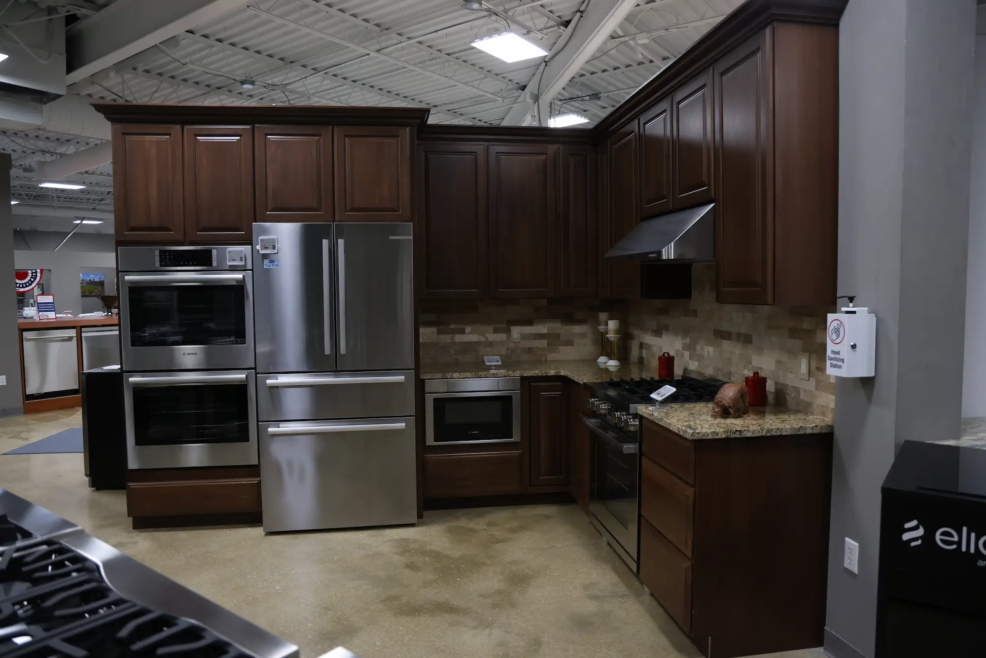 Slyman Bros - Retail O'Fallon, MO