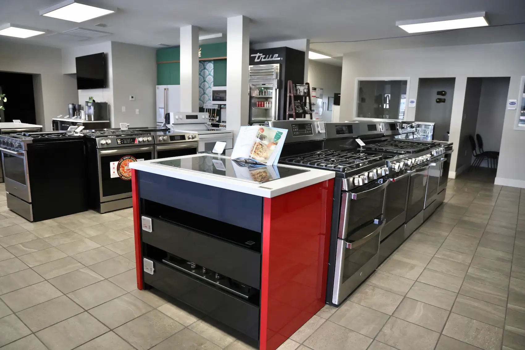 Slyman Bros - Retail St. Louis City